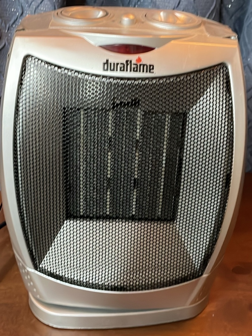 Duraflame Portable Ceramic Space Heater - Silver/Black (working w/o handle )